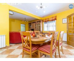 Villa con piscina privada en Torrevieja