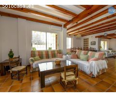 Villa en Dehesa de Campoamor, 4 dormitorios, 223 m2