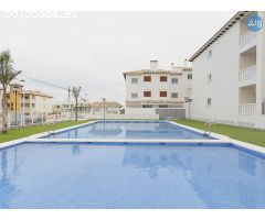 Apartamento en La Marina, al mar 900 m