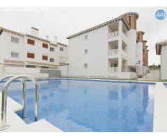Apartamento en La Marina, al mar 900 m
