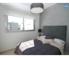 Bungalo en Torrevieja, 2 dormitorios, 63 m2