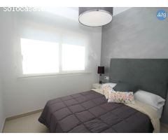 Bungalo en Torrevieja, 2 dormitorios, 63 m2