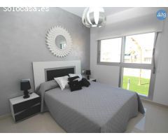 Bungalo en Torrevieja, 2 dormitorios, 63 m2