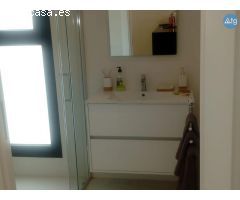 Apartamento en Guardamar del Segura, área 84 m2