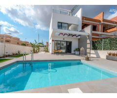 Villa en Villamartin, 3 dormitorios