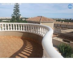 Villa en Torrevieja, al mar 1000 m