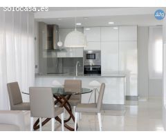 Villa en Torrevieja, área 115 m2