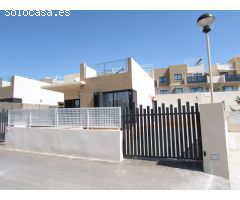 Casa en La Zenia, al mar 1000 m