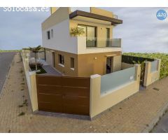 Villa en San Pedro del Pinatar, 4 dormitorios