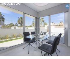 Villa en Guardamar del Segura, 116 m2