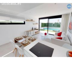 Villa en Los Alcázares, al mar 400 m
