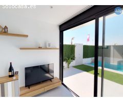 Villa en Los Alcázares, al mar 400 m