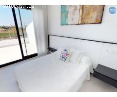Villa en Los Alcázares, al mar 400 m