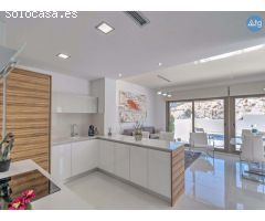 Villa con piscina privada en San Miguel de Salinas