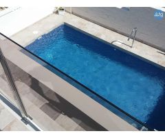 Villa con piscina privada en San Miguel de Salinas