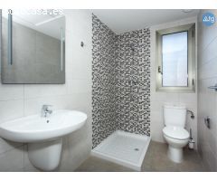 Adosado en Torrevieja, 2 dormitorios, 82 m2