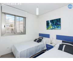 Adosado en Torrevieja, 2 dormitorios, 82 m2