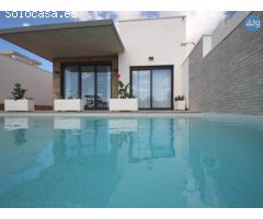 Villa en La Manga con piscina privada