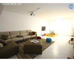 Villa en San Miguel de Salinas, 4 dormitorios