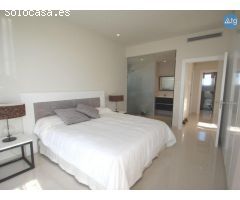 Villa en San Miguel de Salinas, 4 dormitorios