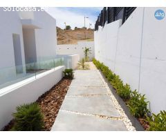 Villa con piscina privada en Finestrat