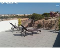 Villa en San Miguel de Salinas, área 195 m2