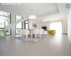 Villa en Dehesa de Campoamor, al mar 300 m