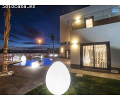 Villa en Orihuela Costa, 193 m2