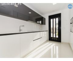 Villa en San Miguel de Salinas, 157 m2