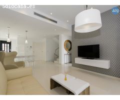 Villa en San Miguel de Salinas, 157 m2