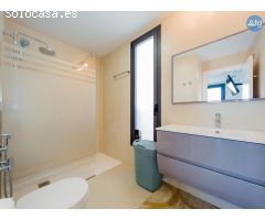 Villa en La Zenia, 4 dormitorios, 380 m2