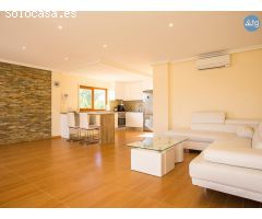 Adosado en Torrevieja, 217 m2