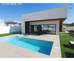 Villa en La Marina, 3 dormitorios