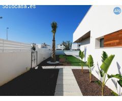 Villa en La Marina, 3 dormitorios