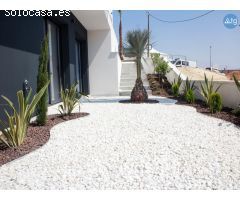 Villa en San Miguel de Salinas con vista a la montaña, Costa Blanca