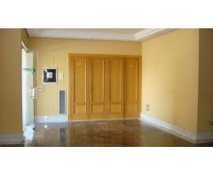 Local comercial en Venta en Valladolid, Valladolid