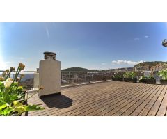 VILLAJOYOSA VENDO ATICO DE 3 DORMITORIOS 2 BAÑOS