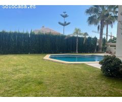 Villa en Alquiler en Finestrat, Alicante