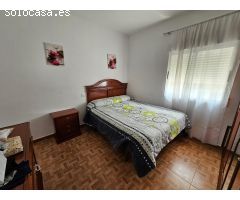 GRAN CASA DE DOS PLANTAS A LA VENTA EN LA PEZA