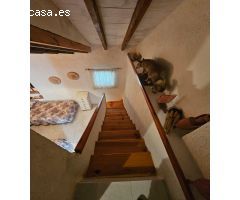 CASA CON TERRENO EN LAS PALAS