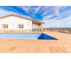 CHALET EN VENTA EN LA BESANA DE LENOVA CON VISTAS PANORÁMICAS