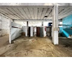 ¡Atención! Se vende nave industrial en Real con salida a dos calles.