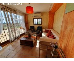 ESTUPENDO CHALET EN  URBANIZACIÓN MONTE JUCAR, ALBERIC