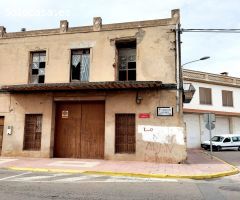 CASA ESQUINERA PARA REFORMAR EN ALGINET