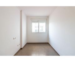 PISO CON TERRAZA, GARAJE Y TRASTERO EN ALCANTERA DEL XÚQUER - ¡GRAN OPORTUNIDAD!
