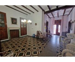 CASA EN VENTA EN ALBERIC