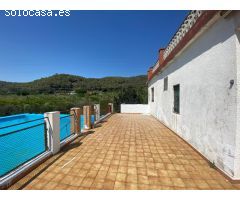 CASA RUSTICA EN LA BARRACA DE AGUAS VIVAS CON PISCINA Y LUZ ELÉCTRICA