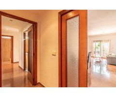Amplia vivienda en Carlet, con plaza de parking,  luminosa y con vistas