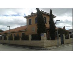 Chalet en Venta en Husillos, Palencia