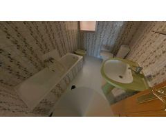 DISPONIBLE A LA VENTA AMPLIO PISO EN VENTA DE BAÑOS
